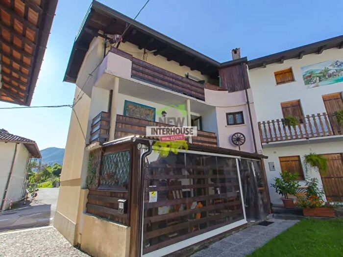 Appartamento con 7 locali in vendita in Via Centro, Tramonti Di Sotto