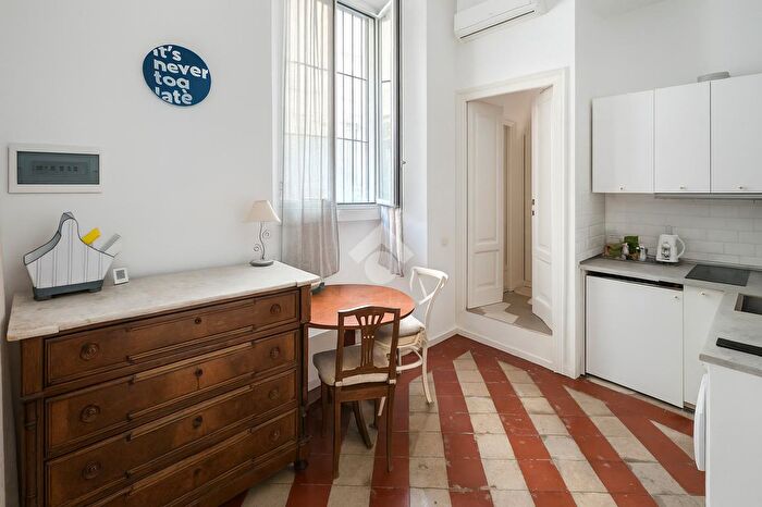 Appartamento bilocale in vendita in Via Guido Guinizelli, Milano