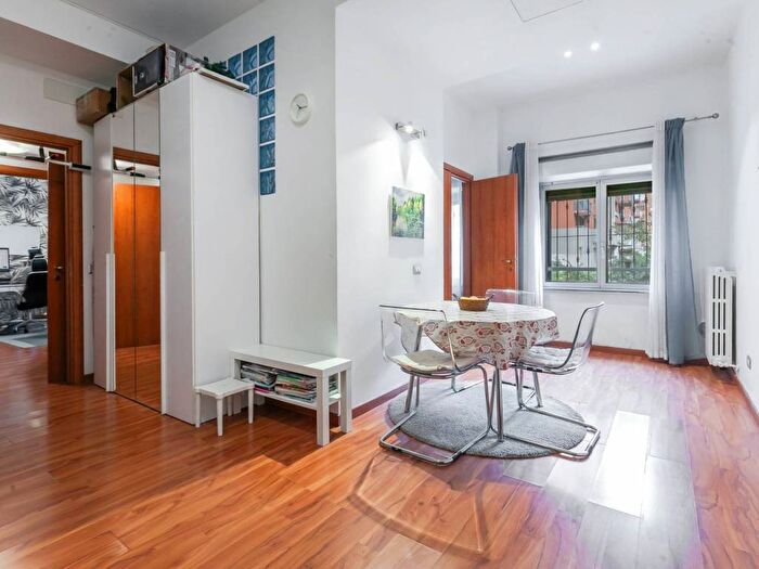 Appartamento bilocale in affitto in Via Pietro Nenni, Quartiere Adriano, Milano