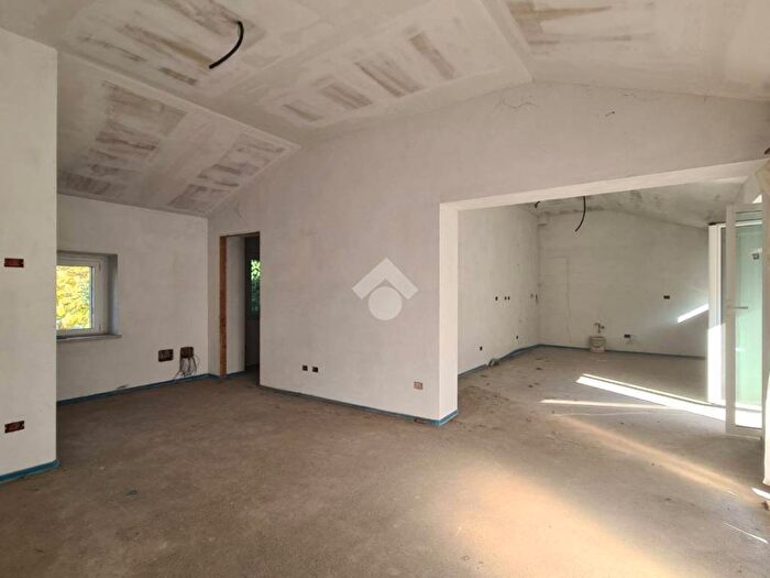 Appartamento bilocale in affitto in Piazza Carlo Alberto, Centro, Bra