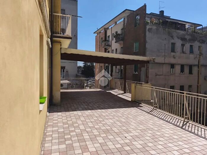 Appartamento con 5 locali in vendita in Piazzale Cesare Battisti, Rimini