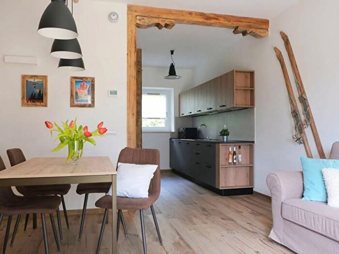 Appartamento trilocale in affitto in Via Dei Óri, Centro, Fai della Paganella