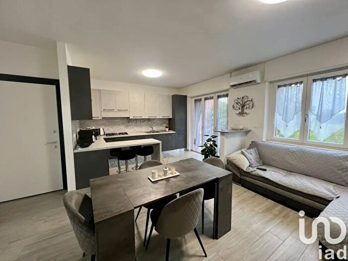 Appartamento trilocale in vendita in Via della Repubblica, Fubine