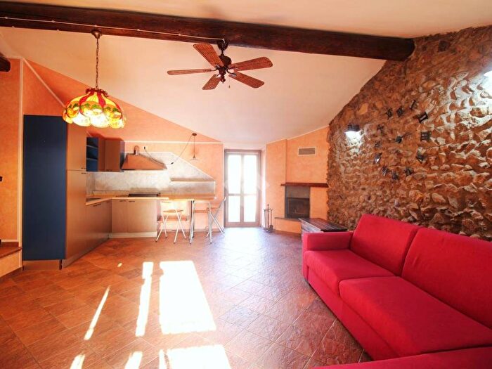 Appartamento monolocale in affitto in Via San Bartolomeo, Centro, Missaglia