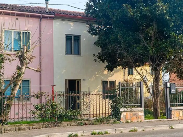 Casa quadrilocale in vendita in Veronella