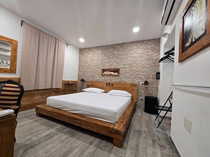 Appartamento quadrilocale in affitto in Piazza Amatore Sciesa, Pra, Genova