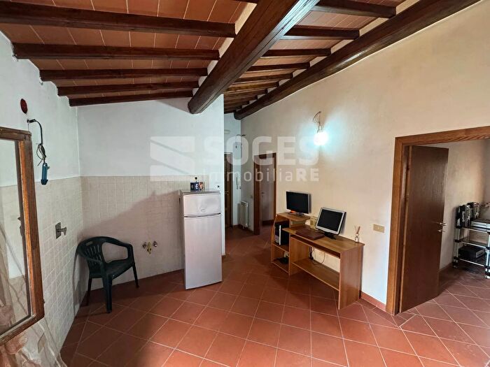 Appartamento trilocale in vendita in Via Vittorio Emanuele c, Castelfranco Piandiscò