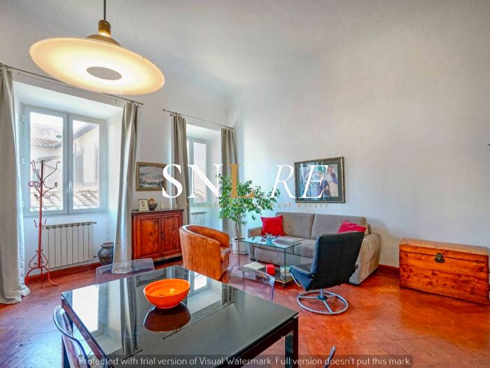 Appartamento quadrilocale in vendita in Via Maggio, Santo Spirito, Firenze
