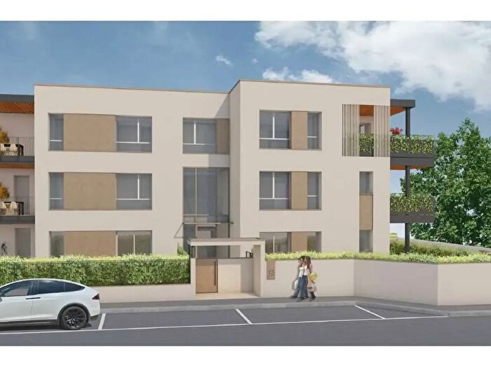 Appartamento con 5 locali in vendita in Via Alcide De Gasperi, Scandiano