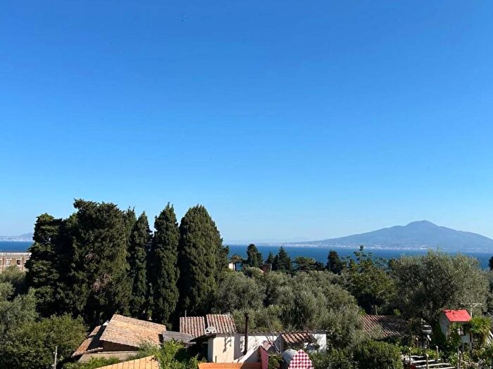 Appartamento trilocale in affitto in Via Sopra le Mura, Sorrento