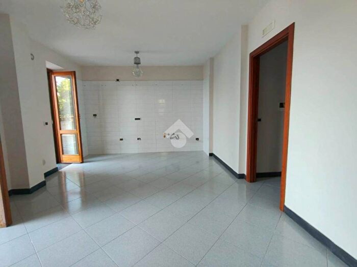 Appartamento trilocale in affitto in Via Fusco, Centro, Sant'Anastasia
