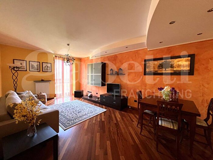 Appartamento quadrilocale in affitto in via Rosa, Celadina Boccaleone, Bergamo