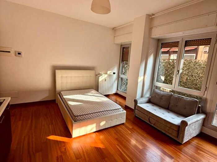 Appartamento monolocale in affitto in Corso Sempione, Sempione, Milano