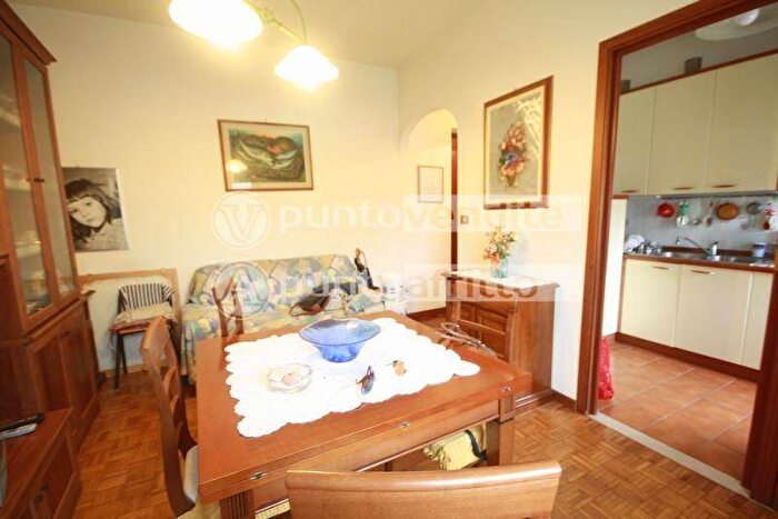 Appartamento con 5 locali in affitto in Via Enrico Pea, SantAnna, Lucca