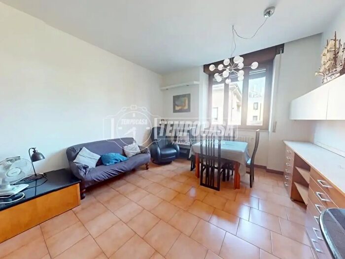 Casa quadrilocale in vendita in Via Geremia Bonomelli, Cesano Maderno