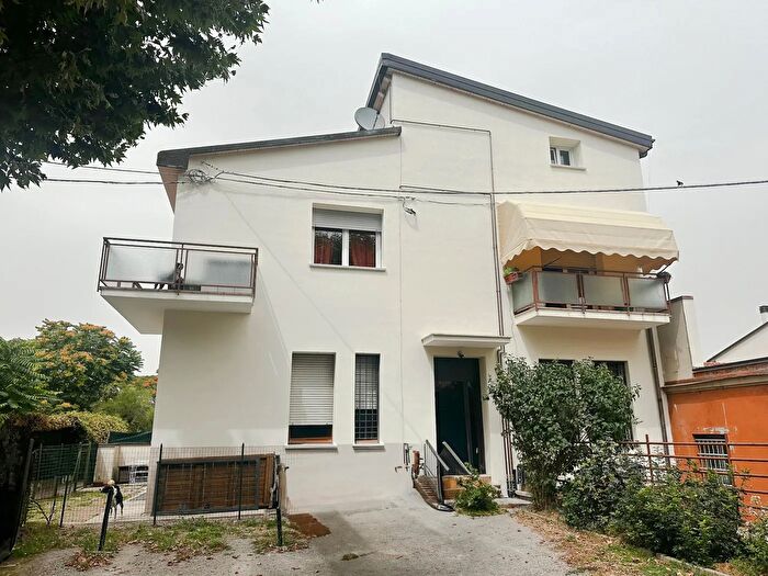 Appartamento trilocale in vendita in Via Porrettana, Sasso Marconi