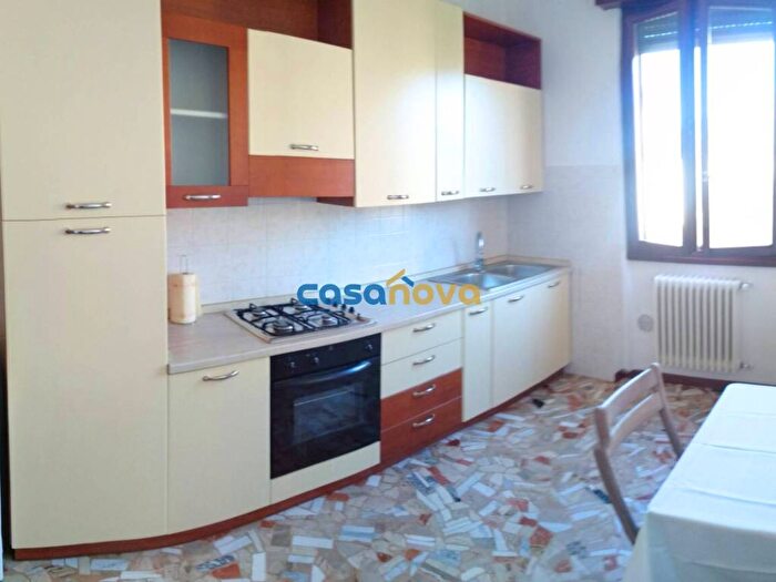 Appartamento bilocale in affitto in Via Fantasina, Fantasina, Cellatica