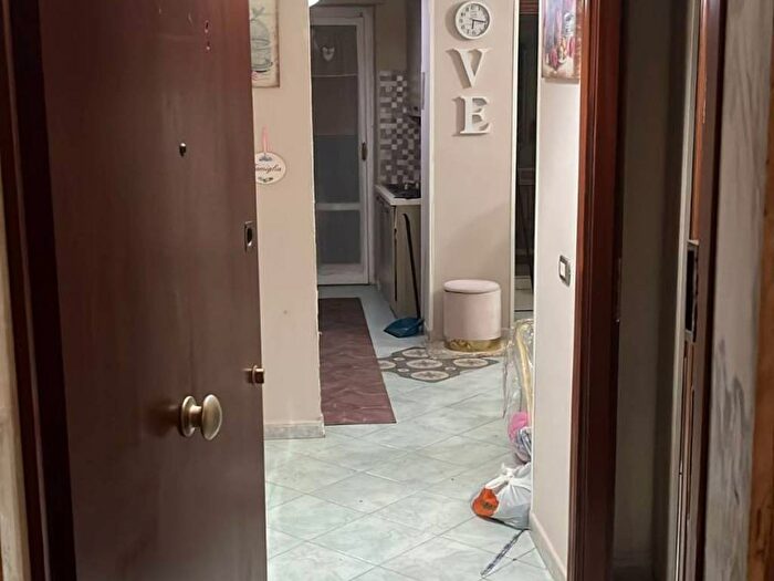 Appartamento trilocale in affitto in Miano, Napoli