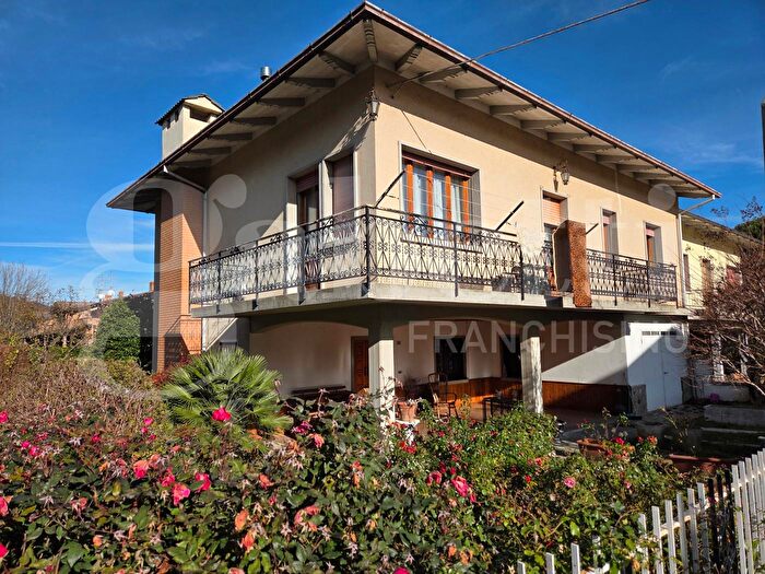 Casa quadrilocale in vendita in Via Piana Cinelli l, Grizzana Morandi