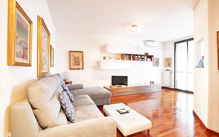 Appartamento bilocale in vendita in Via Jenner, Treviglio