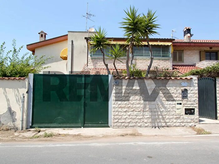 Casa trilocale in vendita in Via dei Gelsi, Anzio