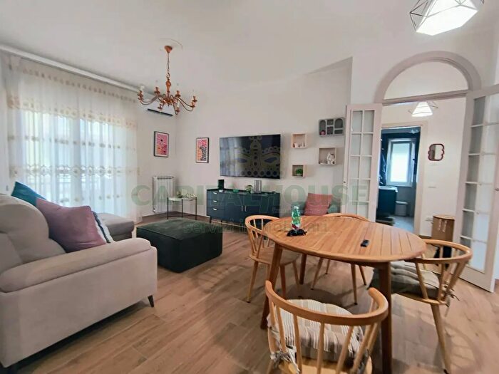Appartamento trilocale in affitto in Via JFKennedy, Casapulla
