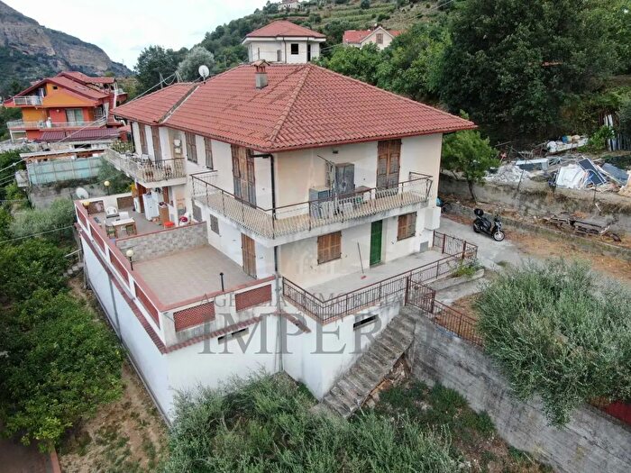 Casa con 5 locali in vendita in Via dellOpera, Ventimiglia