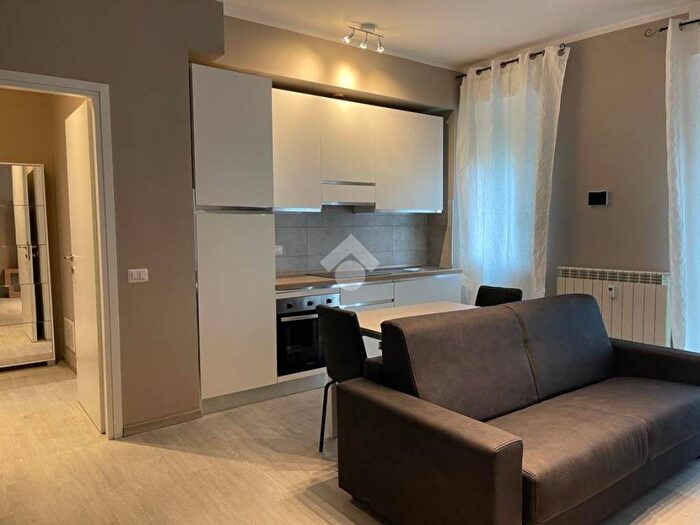 Appartamento monolocale in affitto in Via guerciotti, Piscina, Legnano