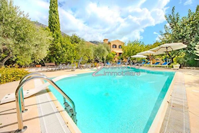 Casa con 6 locali in vendita in Contrada San Nicola di Pagnano, Itri