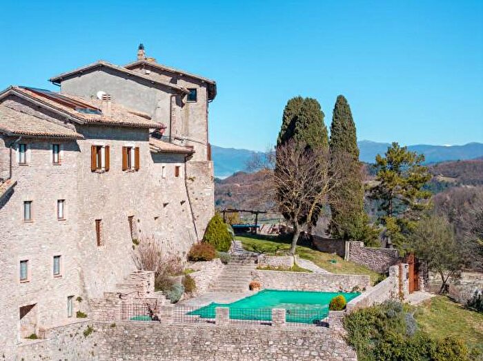 Casa con 6 locali in vendita in Piazza Massarucci, Acquasparta
