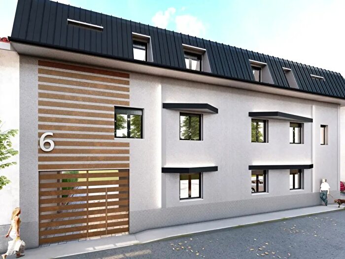 Case in Vendita e in Affitto - 2