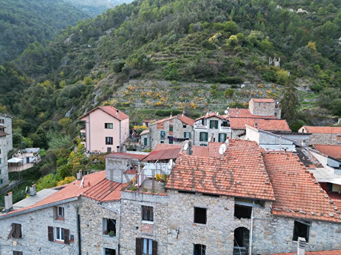 Appartamento quadrilocale in vendita in Via delle Scuole, Ventimiglia