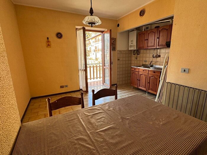 Appartamento bilocale in vendita in Località Cardini, Roburent