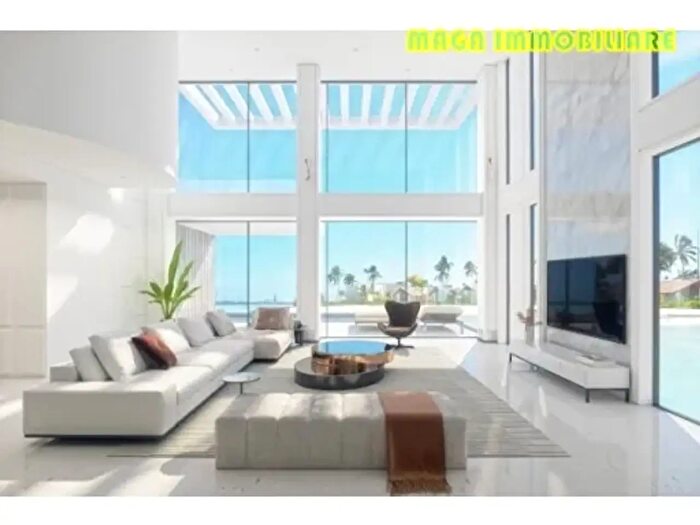 Casa con 5 locali in vendita in Campi Bisenzio