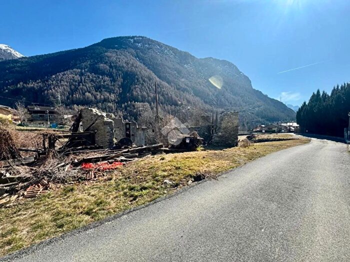 Casa monolocale in vendita in Frazione Chez Les Bovet, Valpelline