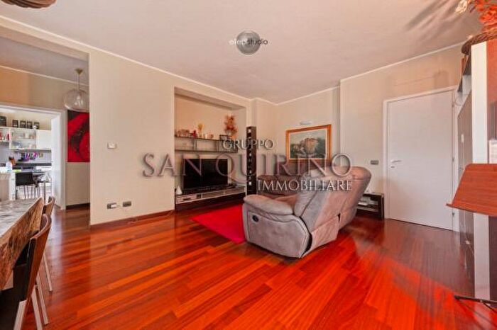 Casa con 6 locali in vendita in Piazza Martiri Partigiani, Sassuolo