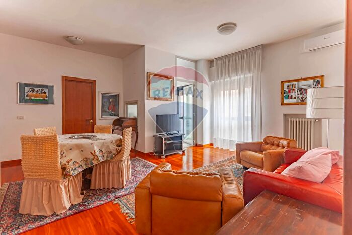 Appartamento bilocale in affitto in Via Melo, Bari