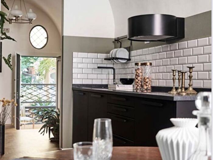 Appartamento trilocale in affitto in Via San Filippo, Centro Storico, Reggio Emilia