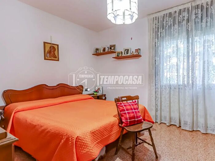 Appartamento trilocale in vendita in Viale XXV Aprile, Somma Lombardo