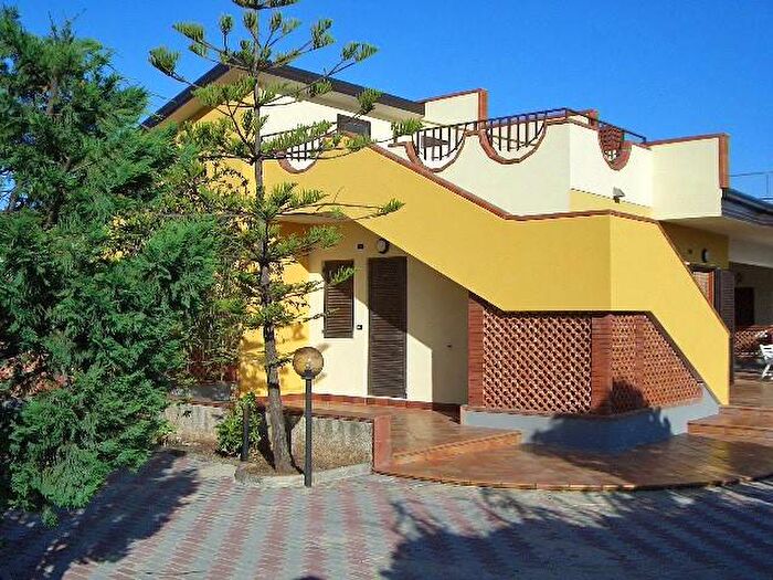 Casa trilocale in affitto in Viale Mediterraneo, Marina Di Sibari, Cassano allIonio