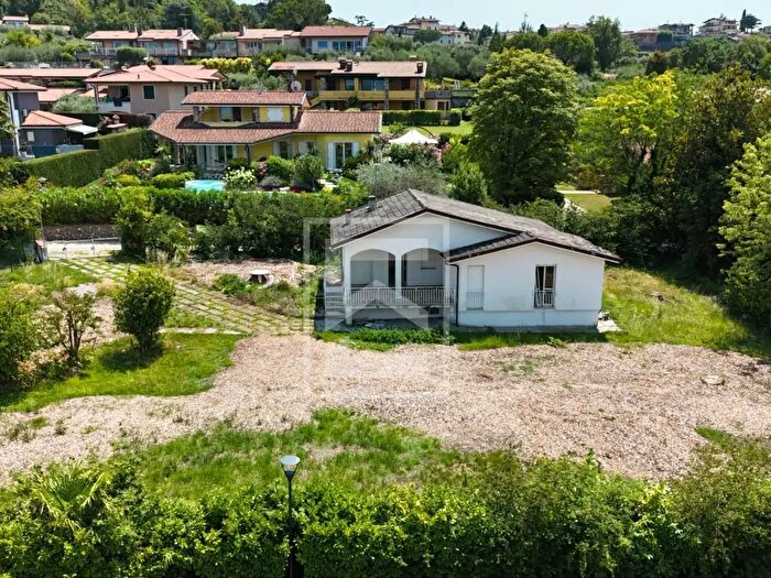 Casa con 7 locali in vendita in Via Alpini, Manerba Del Garda