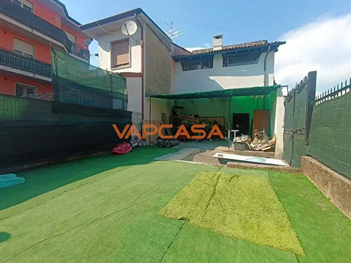 Casa con 5 locali in vendita in Via Leone XIII, Telgate