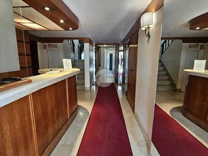 Appartamento bilocale in vendita in Via Archimede, Roma