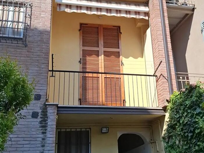 Casa con 5 locali in vendita in Via Nova, Piacenza