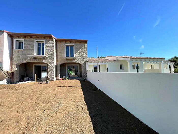 Appartamento trilocale in vendita in San Teodoro