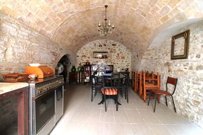 Appartamento con 5 locali in vendita in Vico Garibaldi, San Salvo