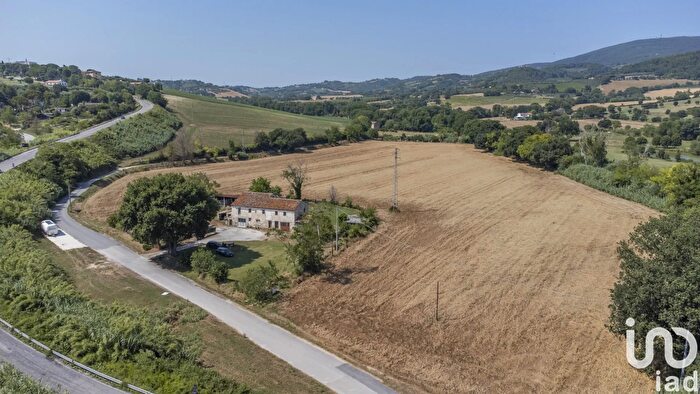 Casa con 5 locali in vendita in Via Betellico, Sirolo
