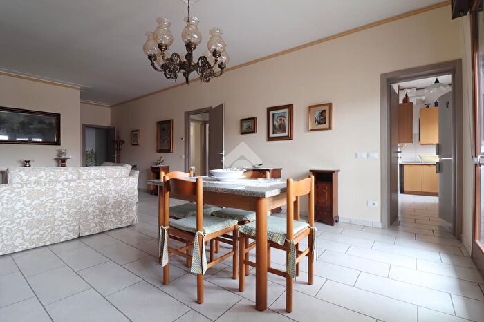 Appartamento quadrilocale in vendita in Via Gramsci, Porto Mantovano