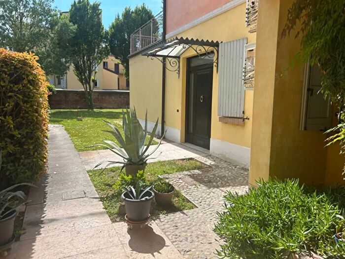 Appartamento bilocale in vendita in Mirandola