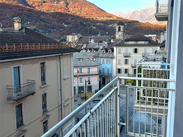 Appartamento con 5 locali in affitto in Via Gramsci, Centro, Domodossola